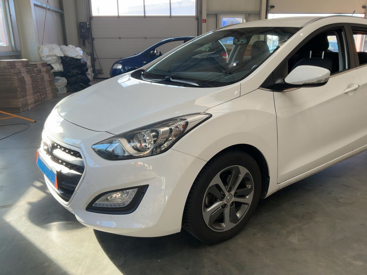 Hyundai i30 1.6 GDI FIFA World Cup Edition
