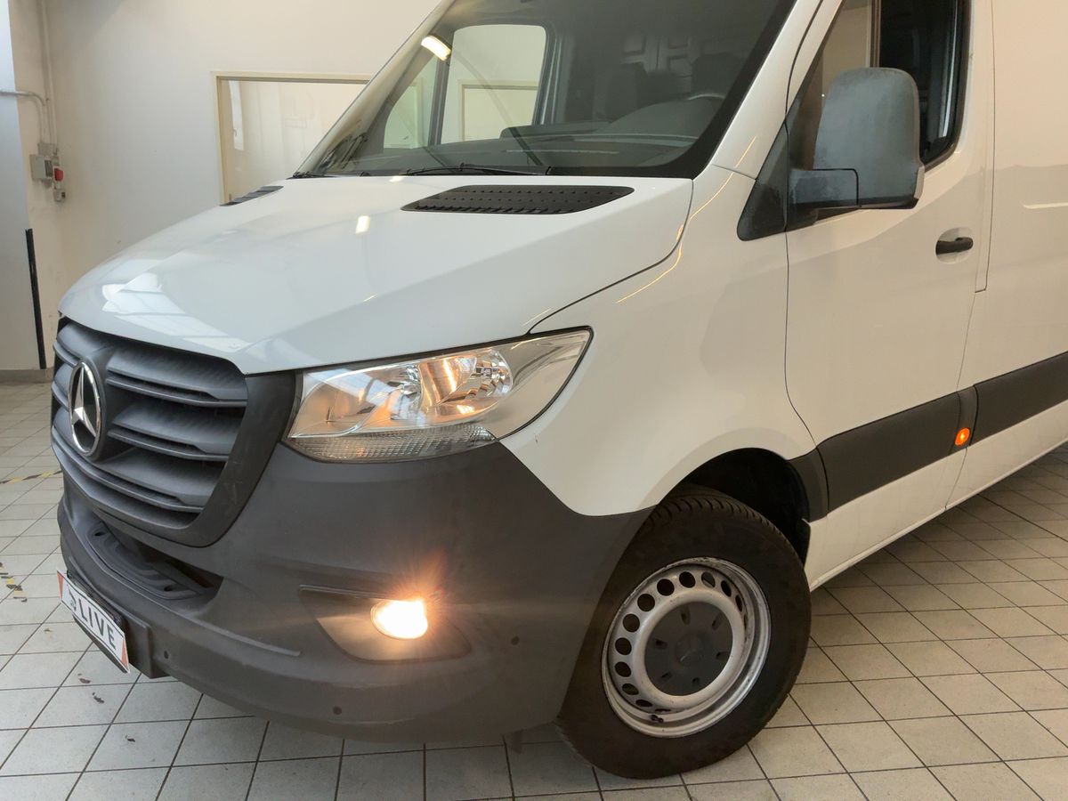 Mercedes-Benz Sprinter 314 CDI RWD