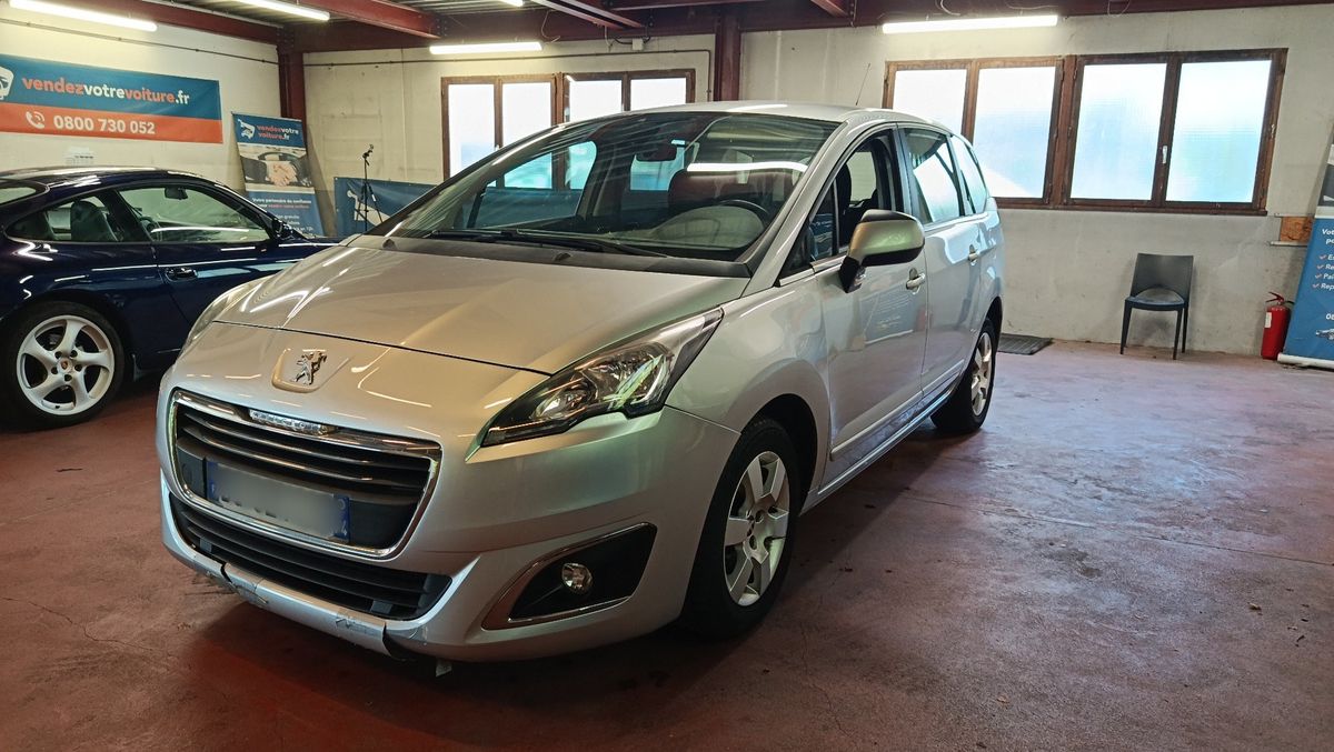 Peugeot 5008 2015