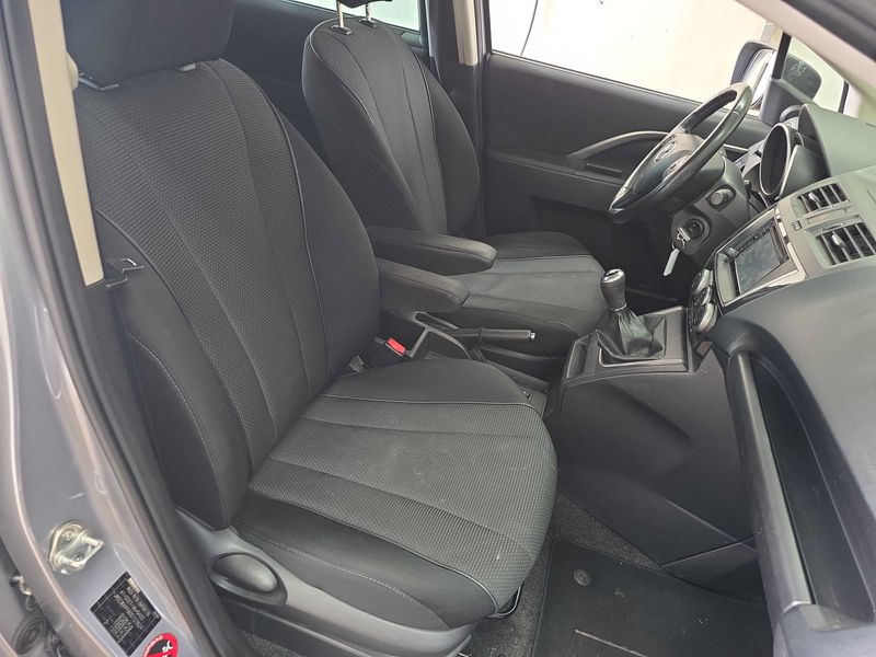 Mazda 5 1.6 CD Diesel Takumi 2015 – снимка 10