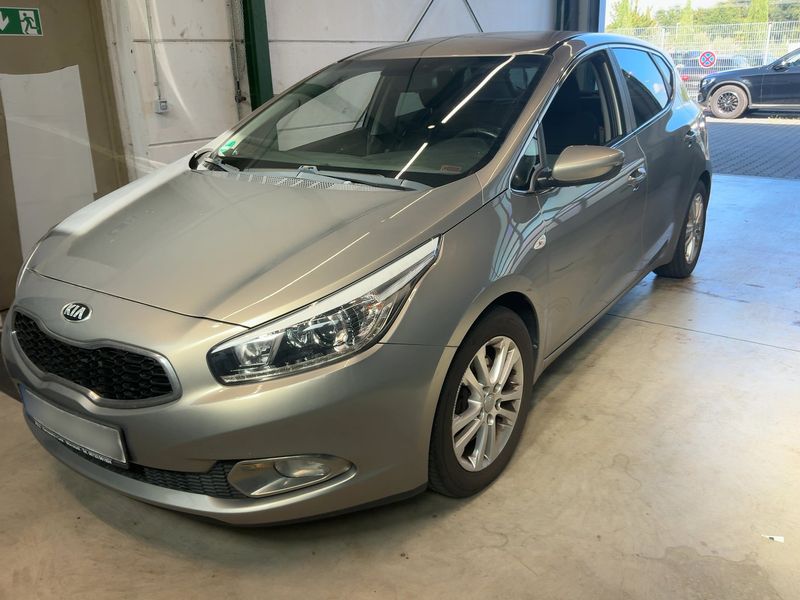 2013 Kia cee'd
