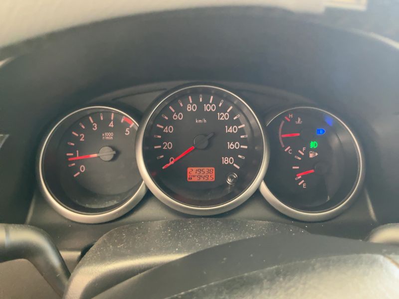 Ford Ranger 2.5 TDCi Doppelkabine 4x4 XLT — zdjęcie 13