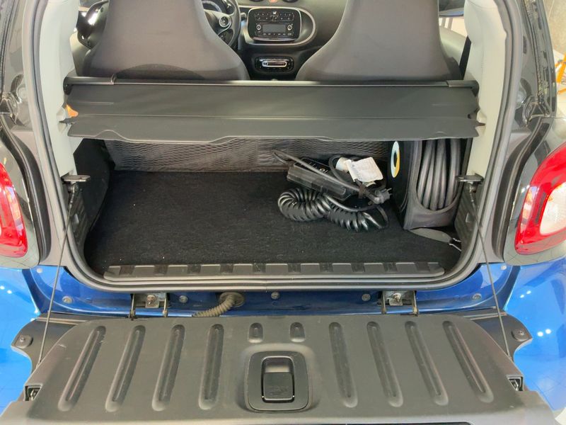 Smart fortwo electric drive 60 kW passion — zdjęcie 10