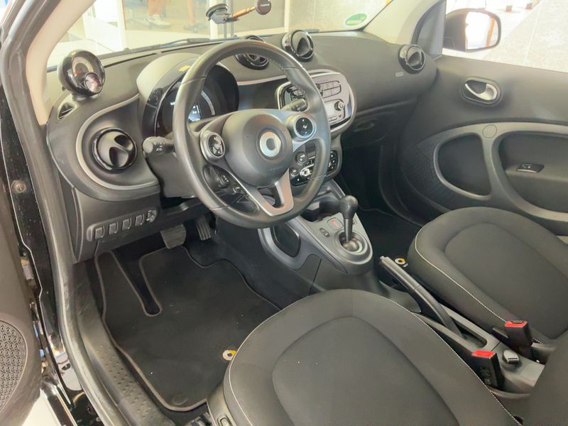 Smart fortwo electric drive 60 kW passion — zdjęcie 12