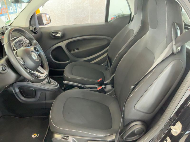 Smart fortwo electric drive 60 kW passion — zdjęcie 11