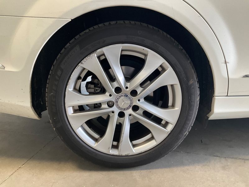Mercedes-Benz C-Klasse C 200 CDI BlueEfficiency Avantgarde 2013 – снимка 9
