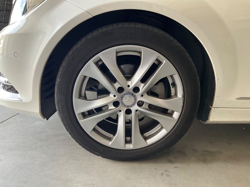 Mercedes-Benz C-Klasse C 200 CDI BlueEfficiency Avantgarde 2013 – снимка 3