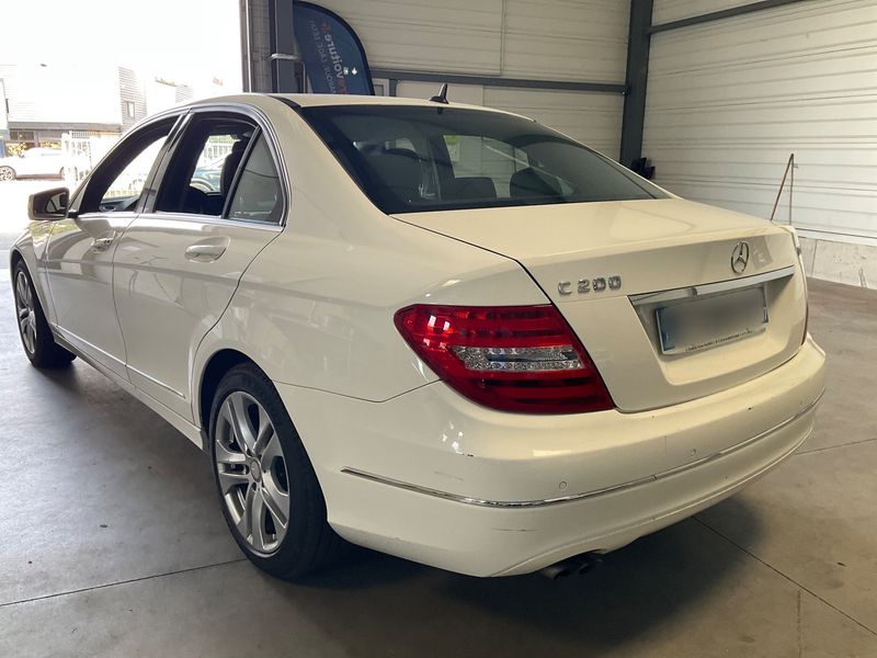 Mercedes-Benz C-Klasse C 200 CDI BlueEfficiency Avantgarde 2013 – снимка 6