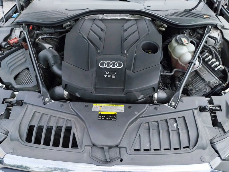 Audi A8 3.0 TFSI Mild-Hybrid 55 quattro — zdjęcie 8