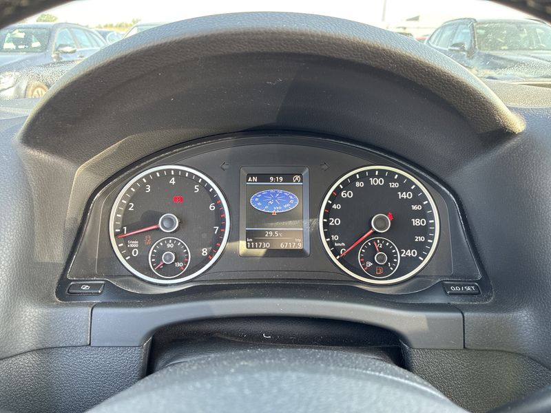 Volkswagen Tiguan 1.4 TSI Sport & Style BlueMotion Tech 2012 – снимка 12