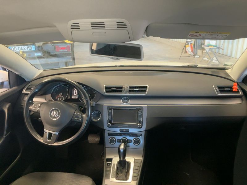 Volkswagen Passat 1.6 TDI Comfortline BlueMotion Tech 2014 – снимка 17