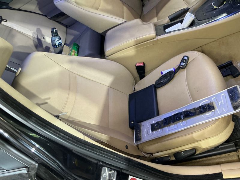 BMW 3er 325i 2009 – снимка 37