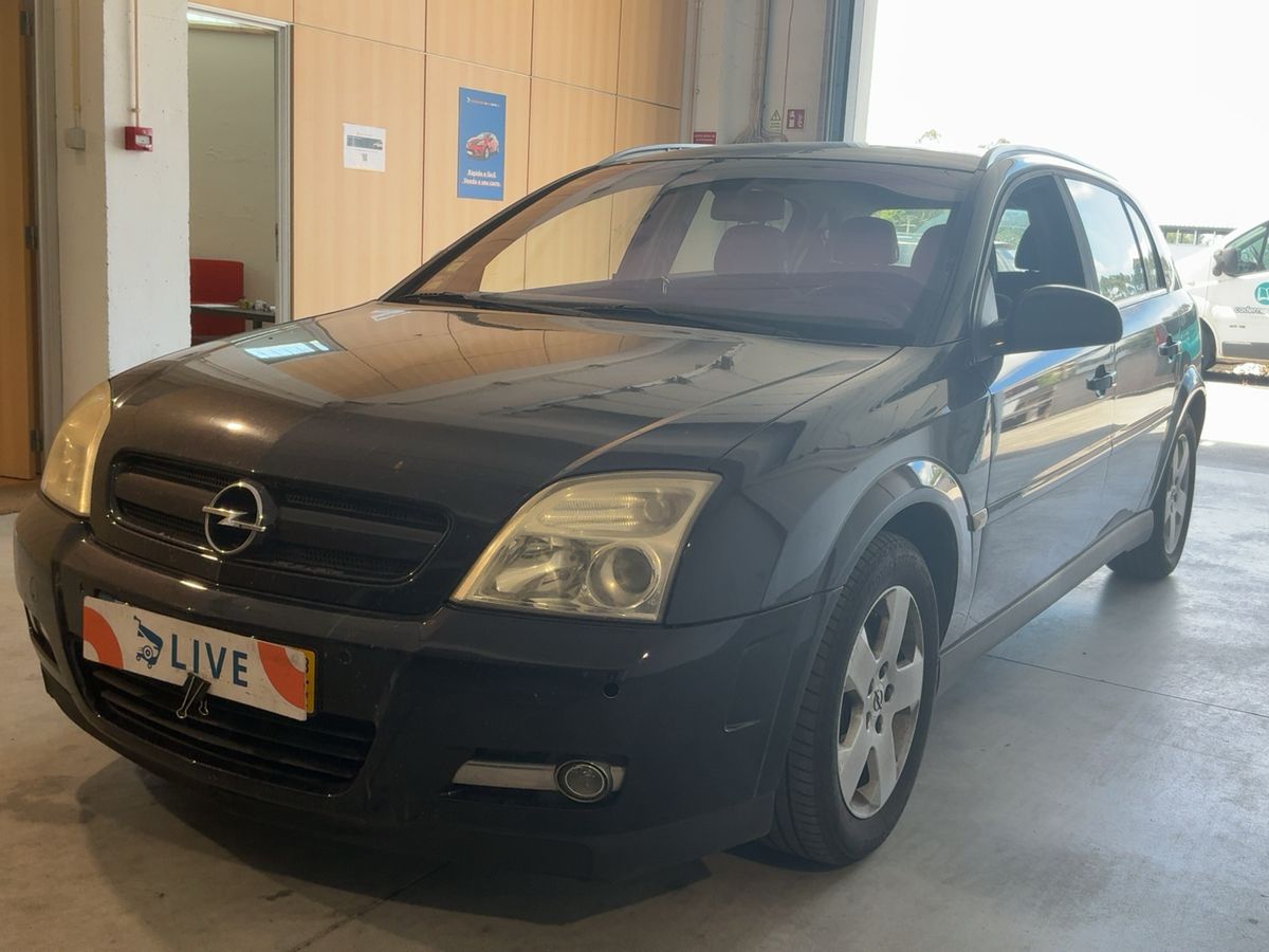 Opel Signum 2.2 DTI Elegance