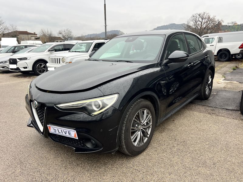 Alfa Romeo Stelvio 2.2 JTDM Executive 2WD — zdjęcie 1