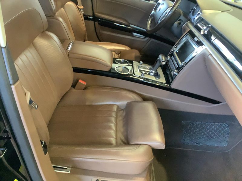 Volkswagen Phaeton 3.0 V6 TDI 4Motion — zdjęcie 11