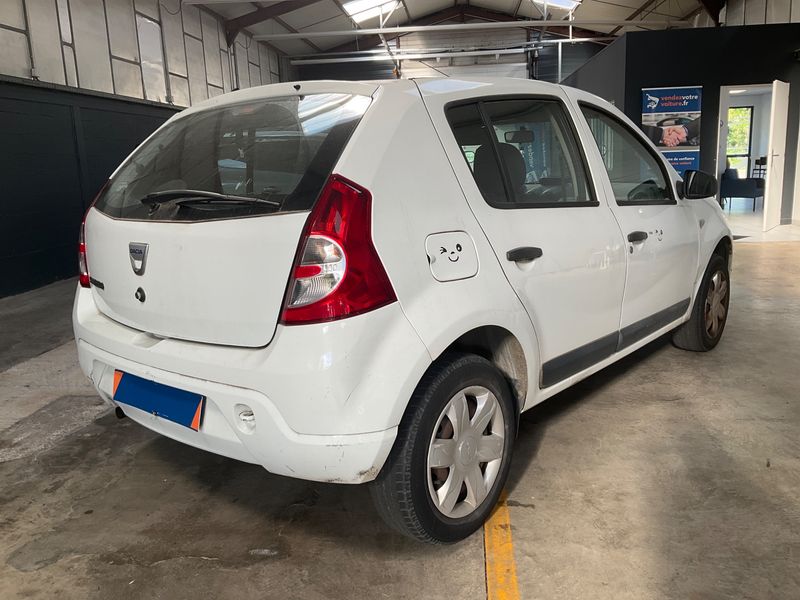 Dacia Sandero 1.2 Ambiance — zdjęcie 2