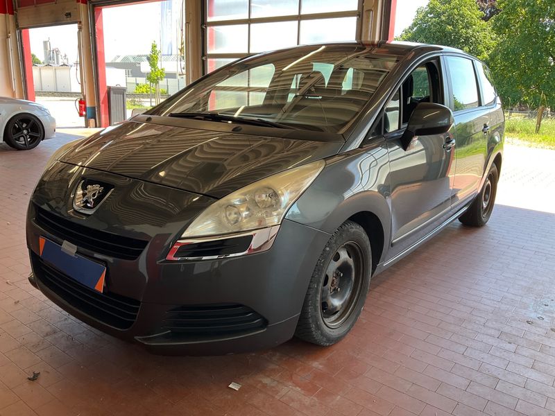 Peugeot 5008 1.6 HDi Tendance