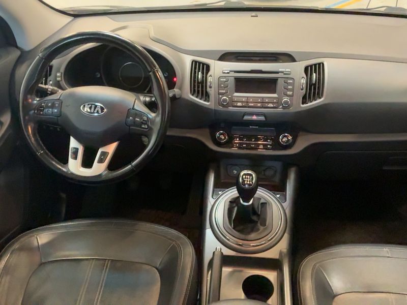 Kia Sportage 2.0 CRDi Premium 4WD — zdjęcie 12