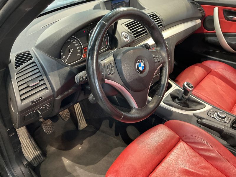BMW 1er 123d 2011 – снимка 27