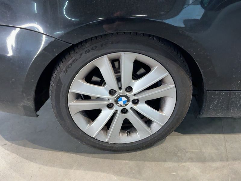 BMW 1er 123d 2011 – снимка 9