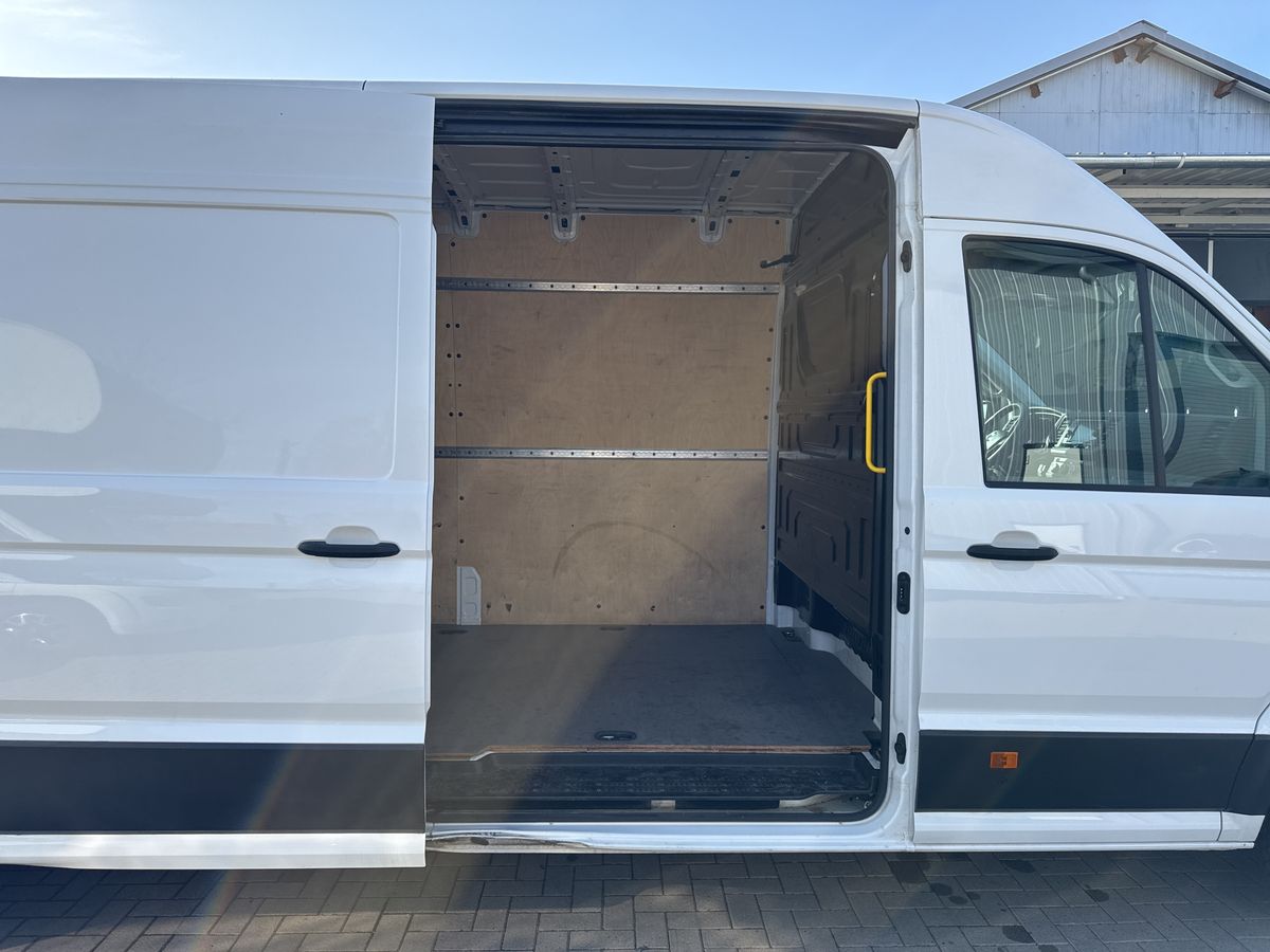 Volkswagen Crafter 2022 — photo 14