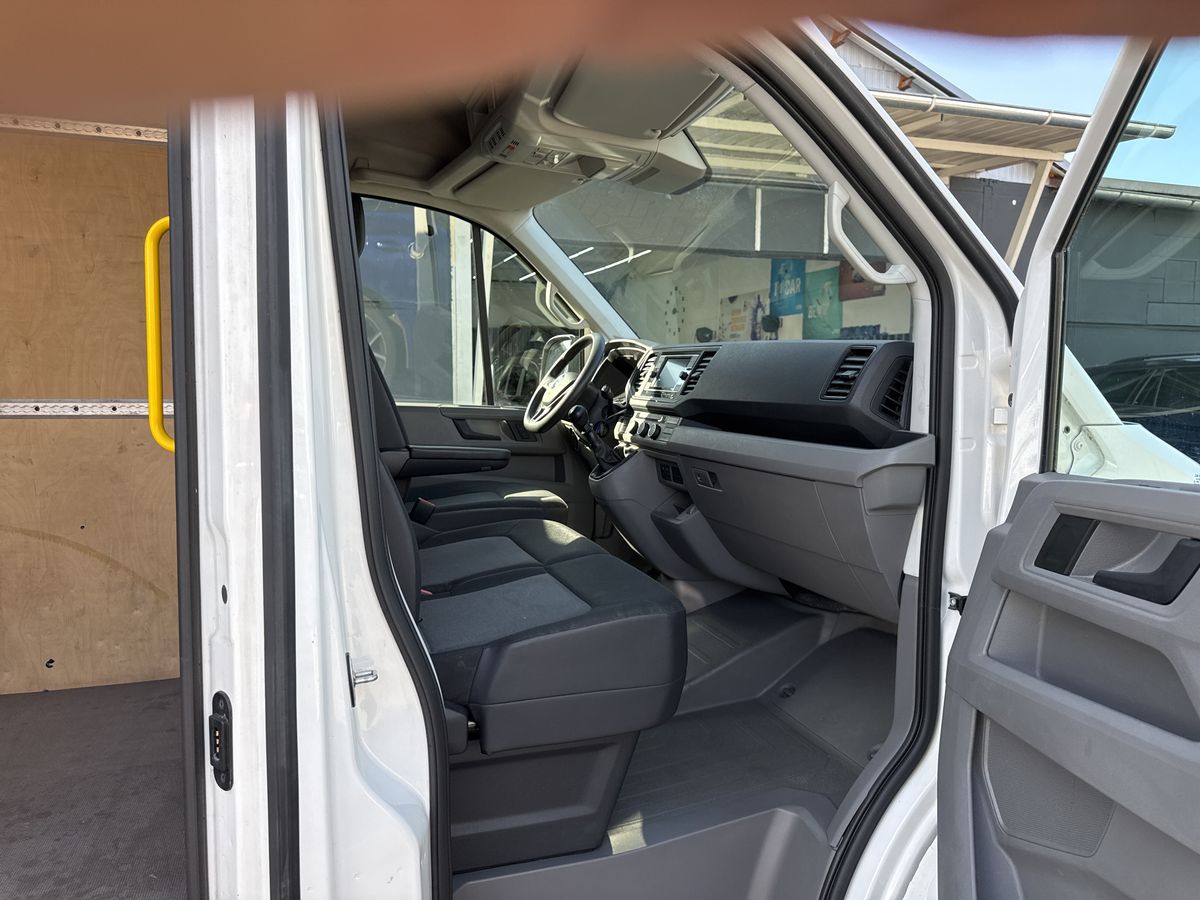 Volkswagen Crafter 2022 — photo 12