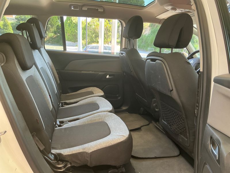 Citroen C4 Grand Spacetourer 1.5 Blue-HDi Business Class — zdjęcie 14