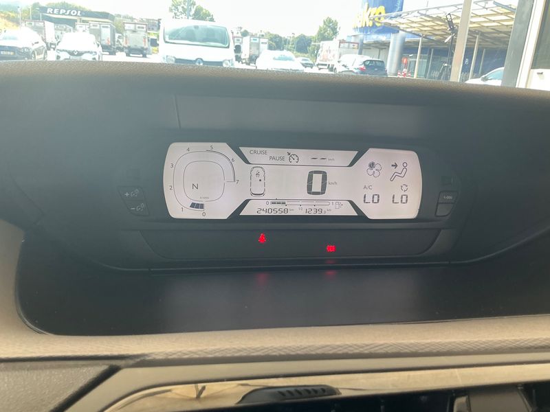 Citroen C4 Grand Spacetourer 1.5 Blue-HDi Business Class — zdjęcie 13