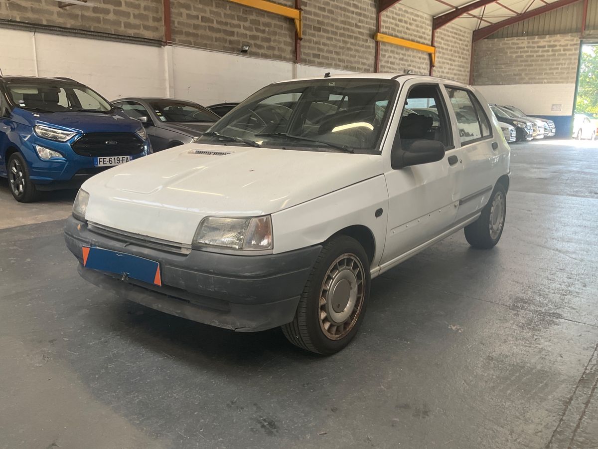 Renault Clio 1.8 RT