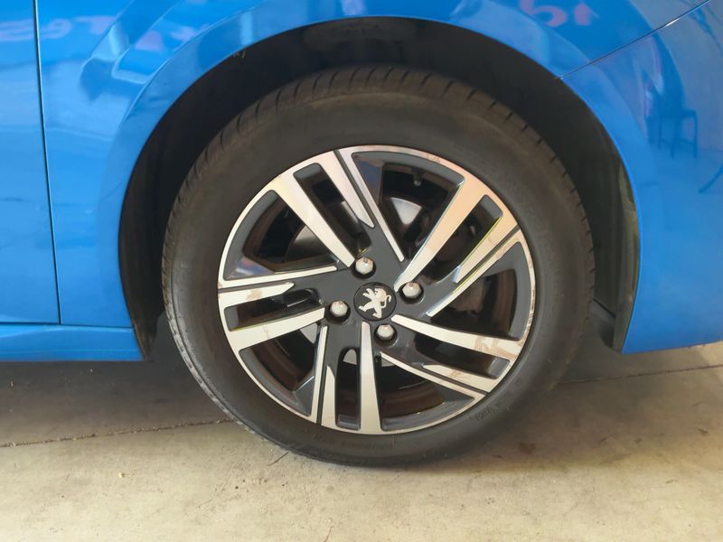 Peugeot 208 1.2 PureTech Allure Pack 2021 – снимка 11