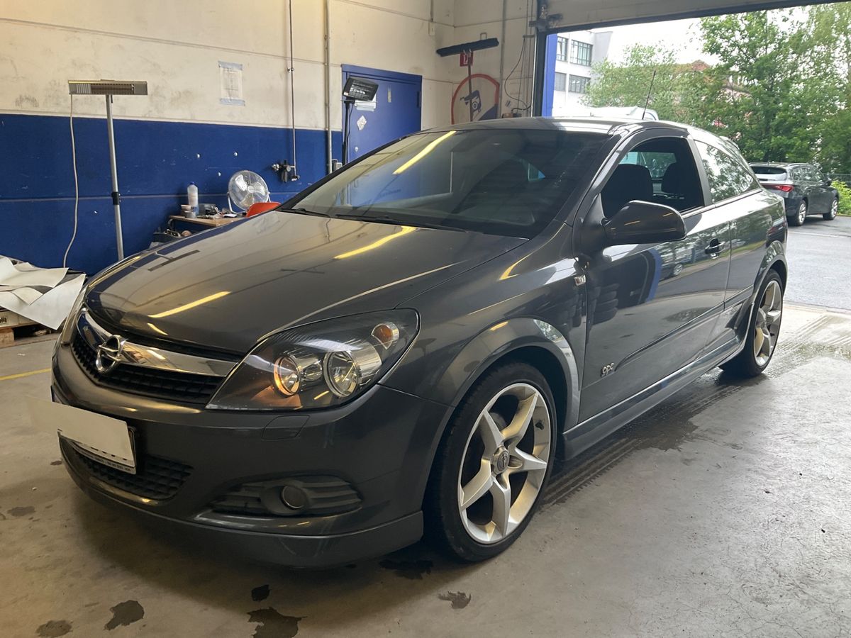 Opel Astra 2010