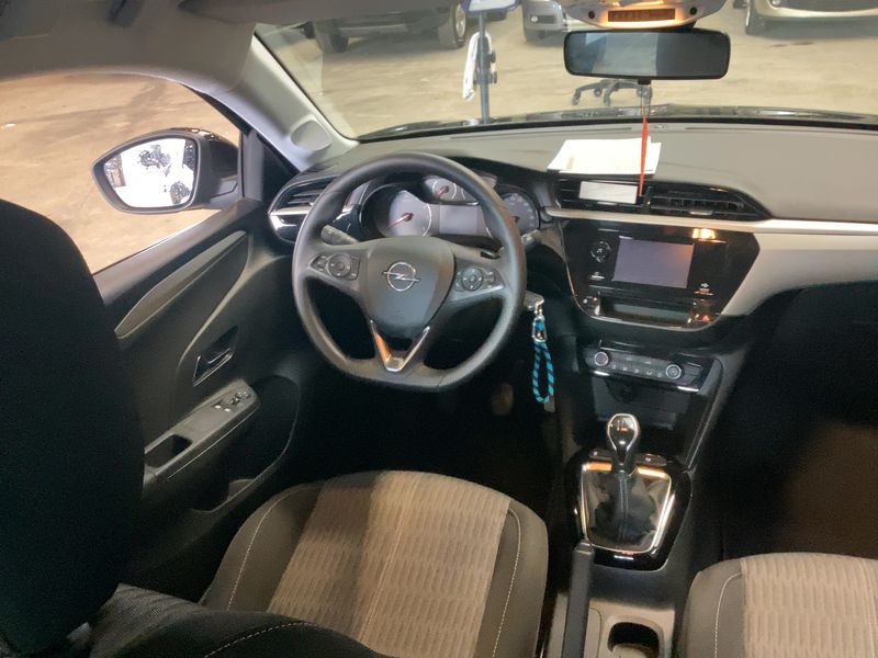 Opel Corsa 1.2 — zdjęcie 12