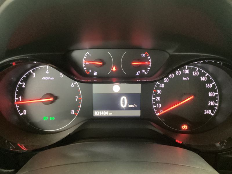 Opel Corsa 1.2 — zdjęcie 13