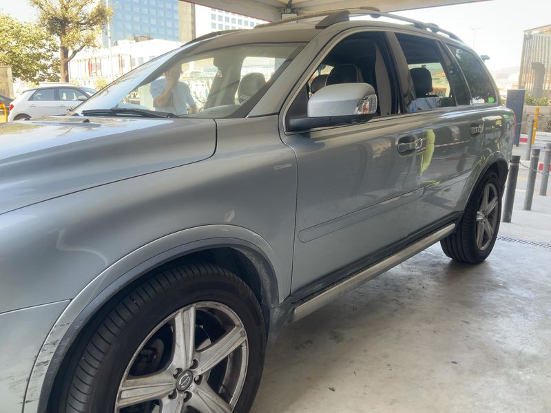 Volvo XC90 2.4 D5 Sport — zdjęcie 2