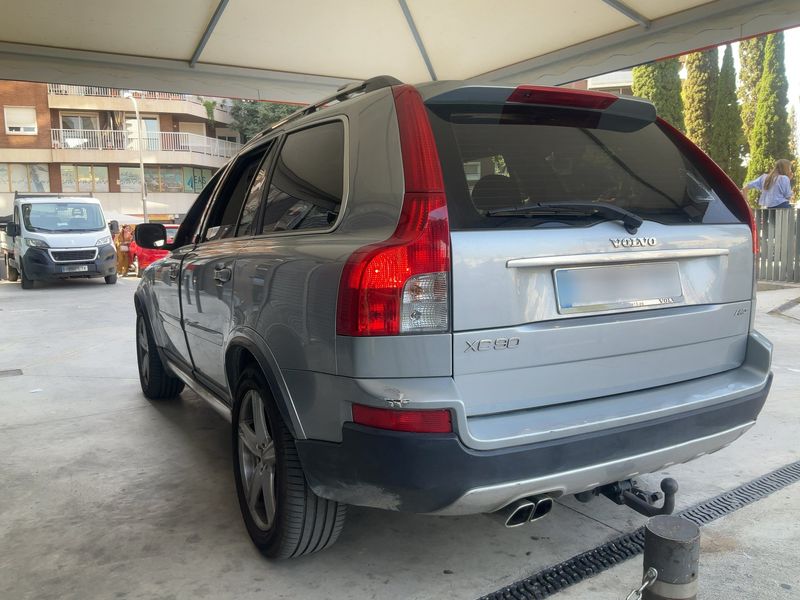 Volvo XC90 2.4 D5 Sport — zdjęcie 3