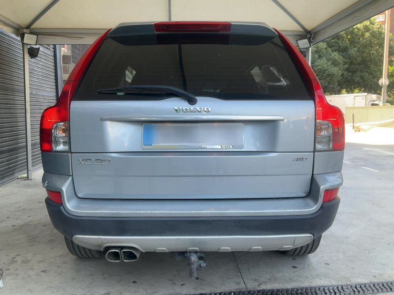 Volvo XC90 2.4 D5 Sport — zdjęcie 5