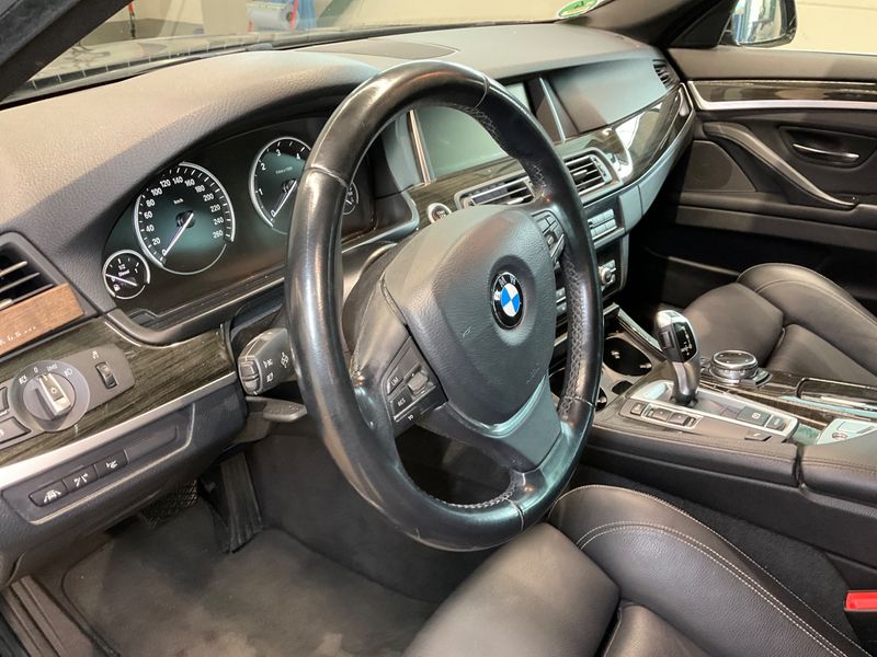 BMW 5er 525d 2014 – снимка 31