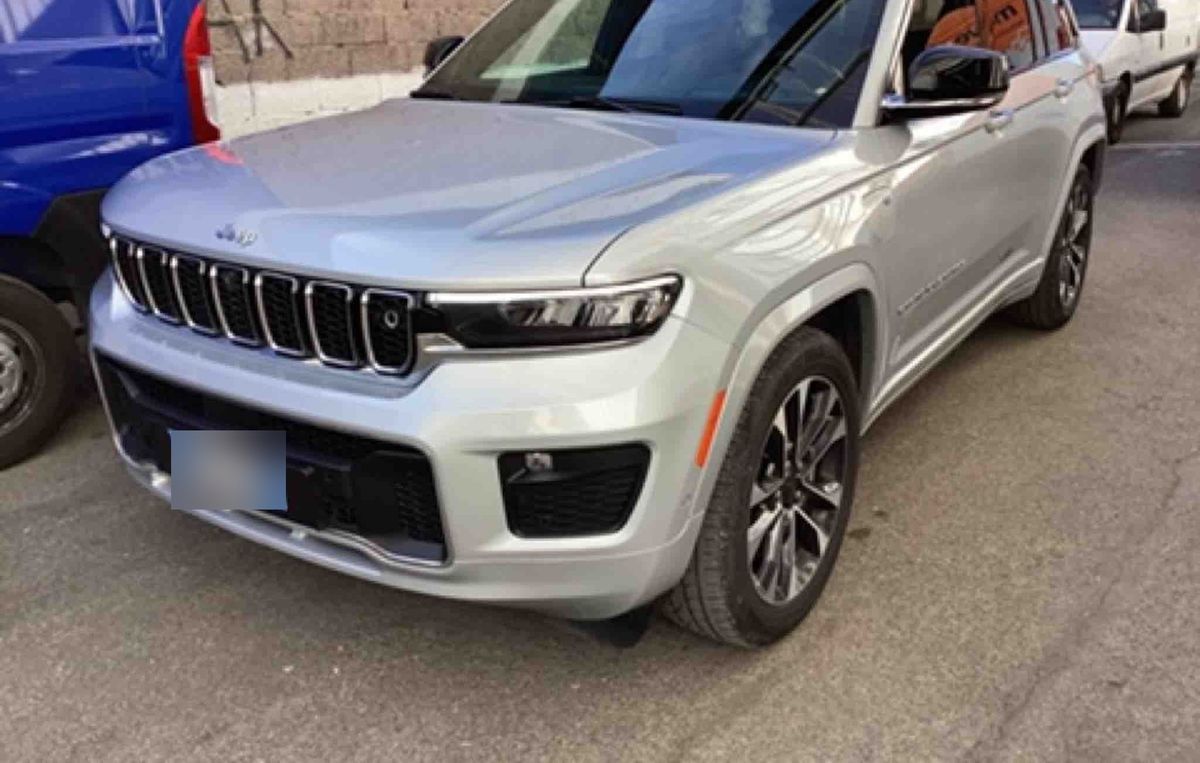 Jeep Grand 2023