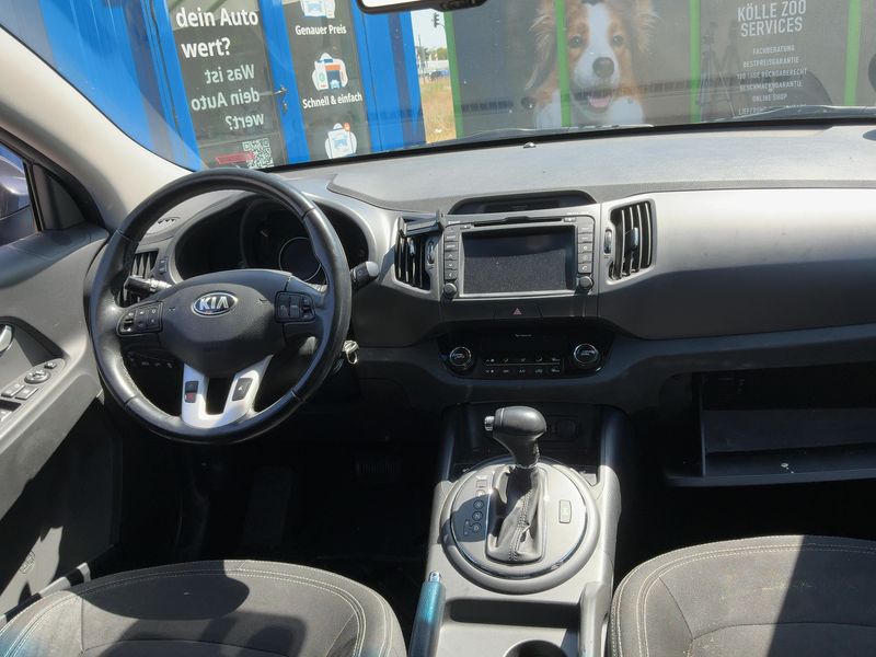 Kia Sportage 2.0 CRDi Dream Team 4WD 2013 – снимка 17