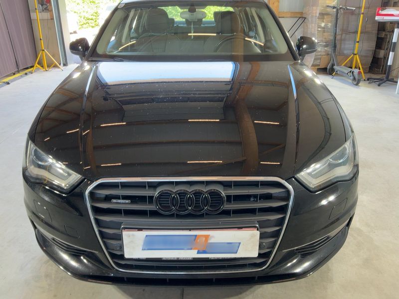 Audi A3 Limousine 2.0 TDI quattro Ambition — zdjęcie 9