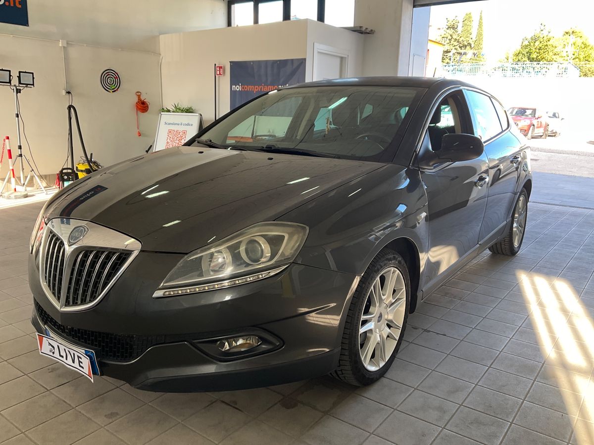 Lancia Delta 1.6 Diesel Platino