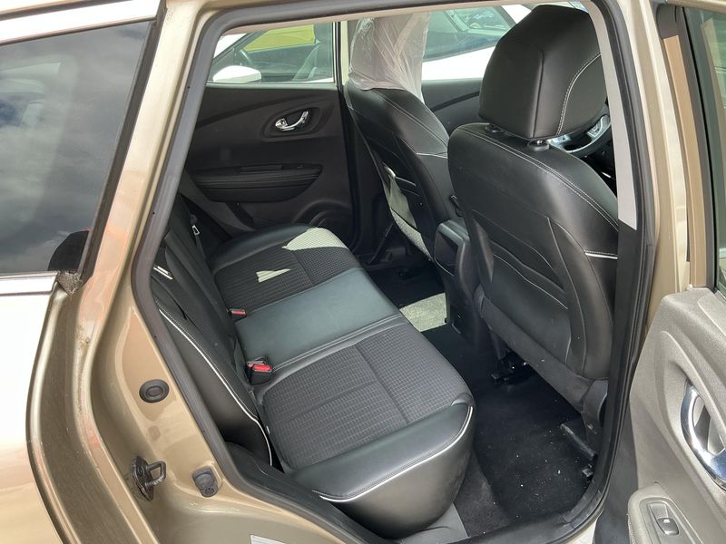 Renault Kadjar 1.2 TCe Energy Bose Edition — zdjęcie 14
