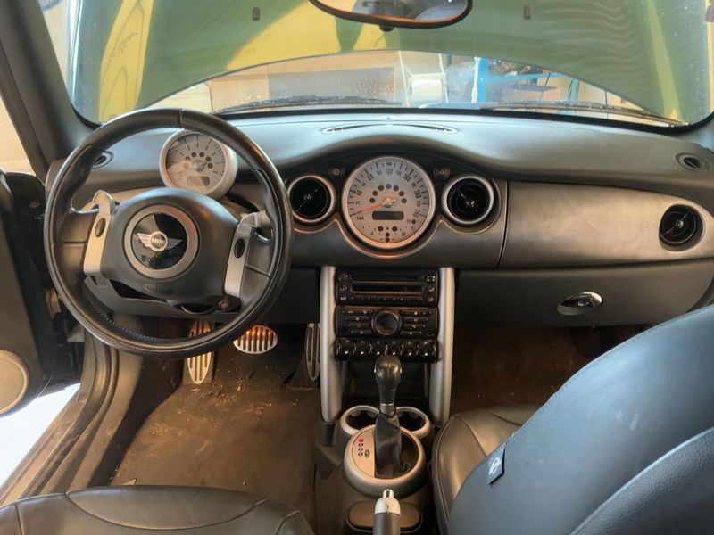 MINI Cabrio Cooper S — zdjęcie 12
