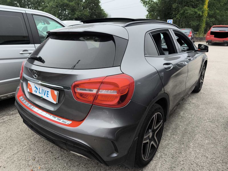 Mercedes-Benz GLA-Klasse GLA 220 d 4Matic AMG Line — zdjęcie 5