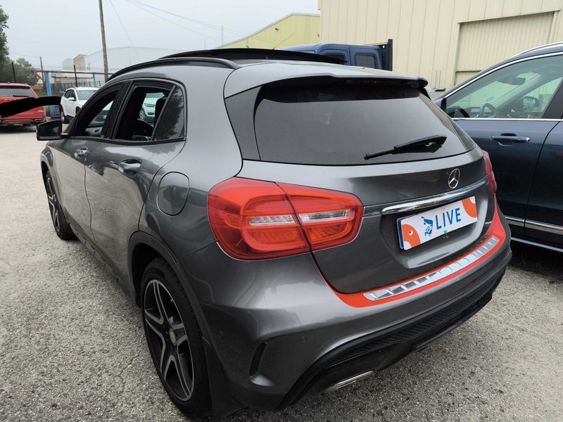 Mercedes-Benz GLA-Klasse GLA 220 d 4Matic AMG Line — zdjęcie 3
