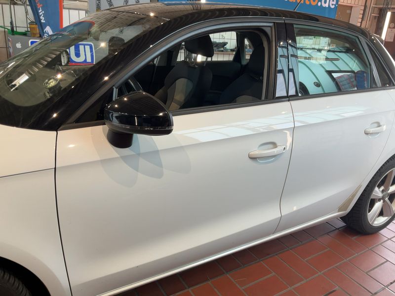Audi A1 Sportback 1.0 TFSI Design — zdjęcie 4