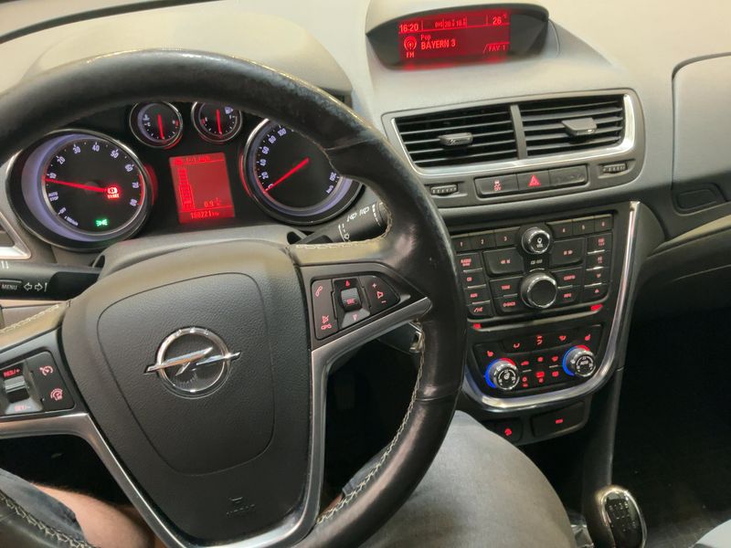 Opel Mokka 1.4 Turbo Innovation ecoFlex 4x4 — zdjęcie 12