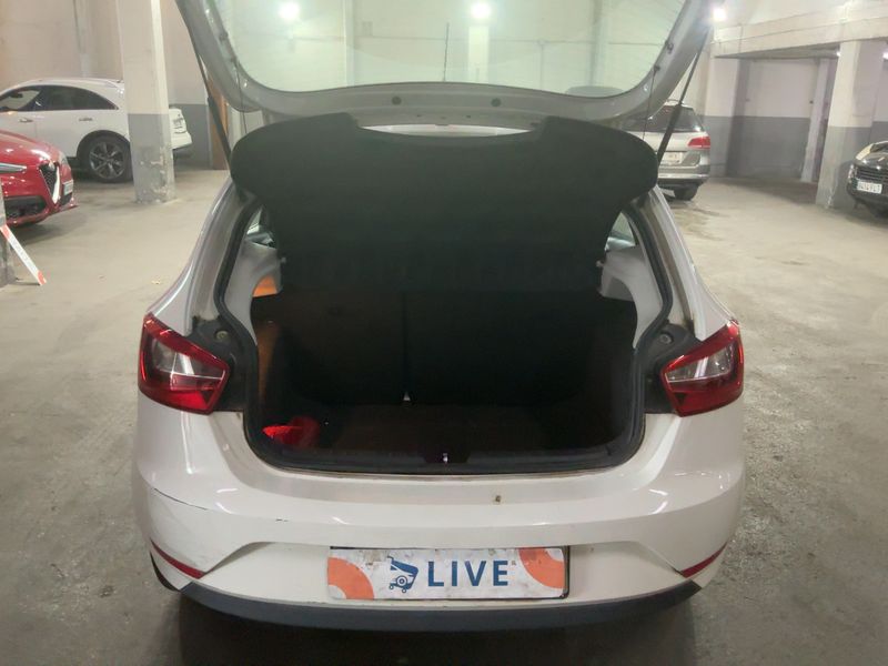 Seat Ibiza 1.6 TDI Stylance / Style — zdjęcie 10