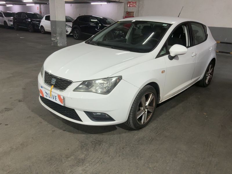 Seat Ibiza 1.6 TDI Stylance / Style — zdjęcie 1