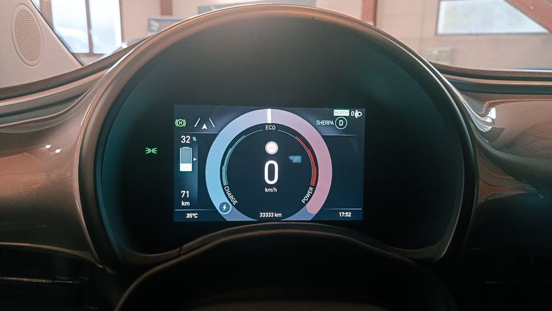 Fiat 500e Cabrio electric drive 87 kW Icon — zdjęcie 13